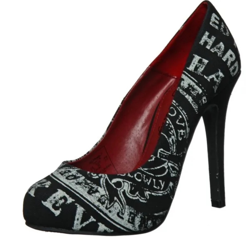Ed Hardy Mato Pumps